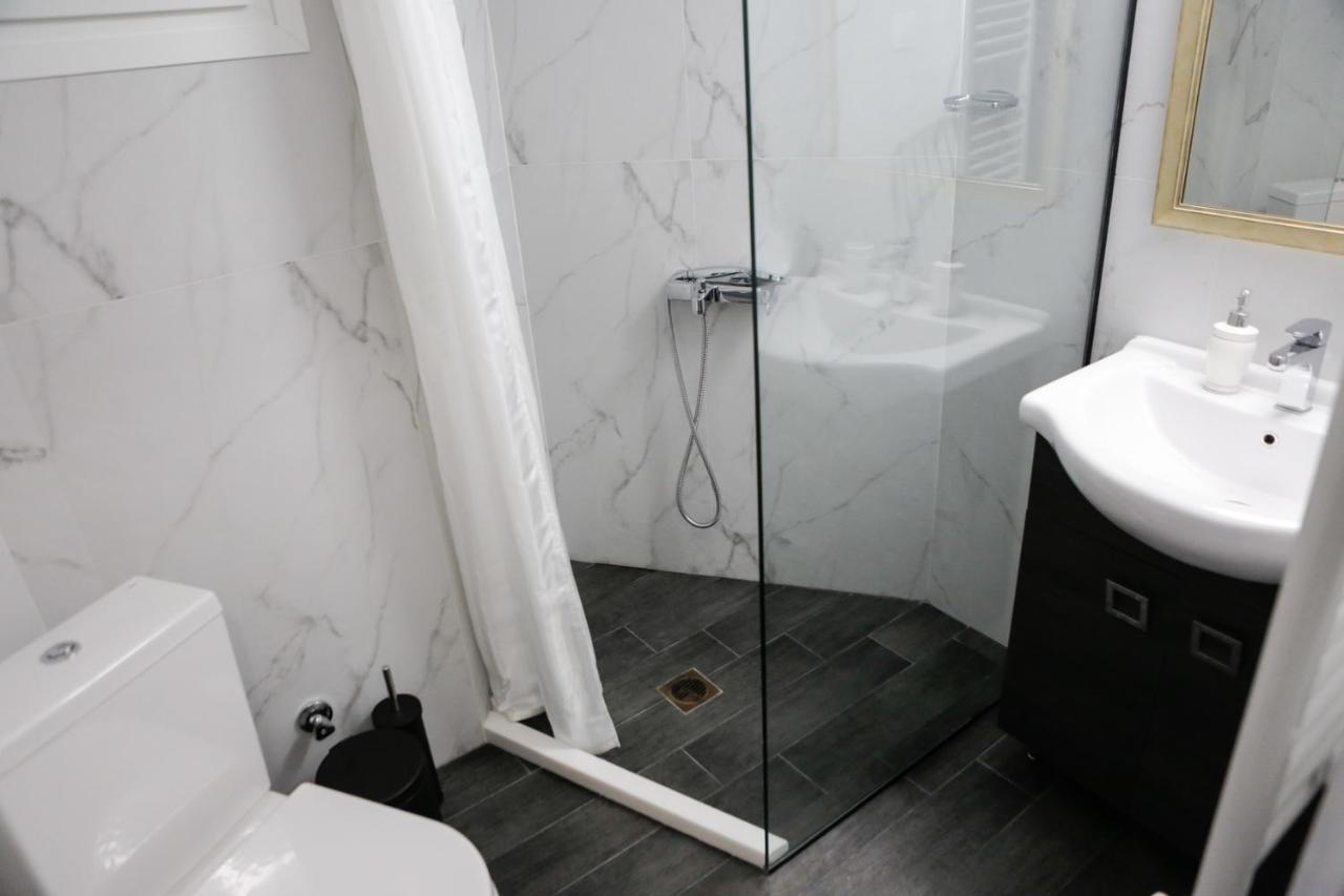 # Alegra Apartment , 10Mtrs From Venizelou Metro Station Selanik Dış mekan fotoğraf